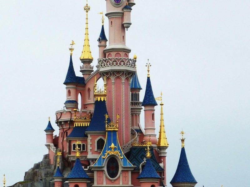 disneyland-paris-234579_1280