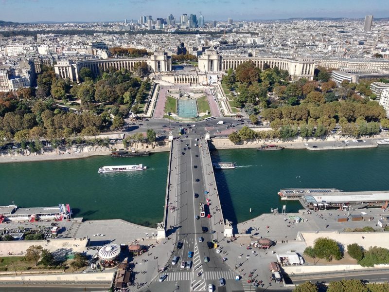 paris-2822265_1280